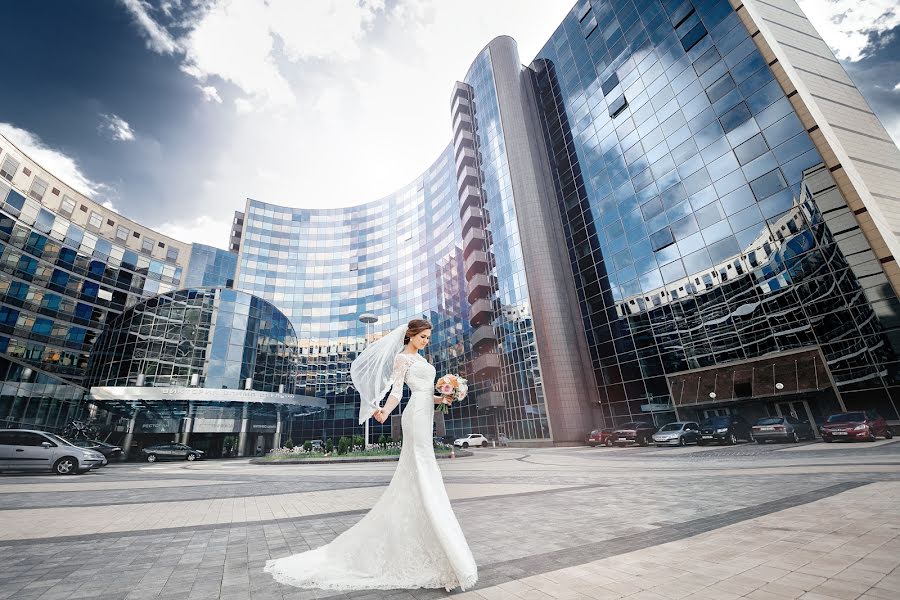 Fotógrafo de bodas Pavel Oleksyuk (olexukpasha). Foto del 14 de junio 2017