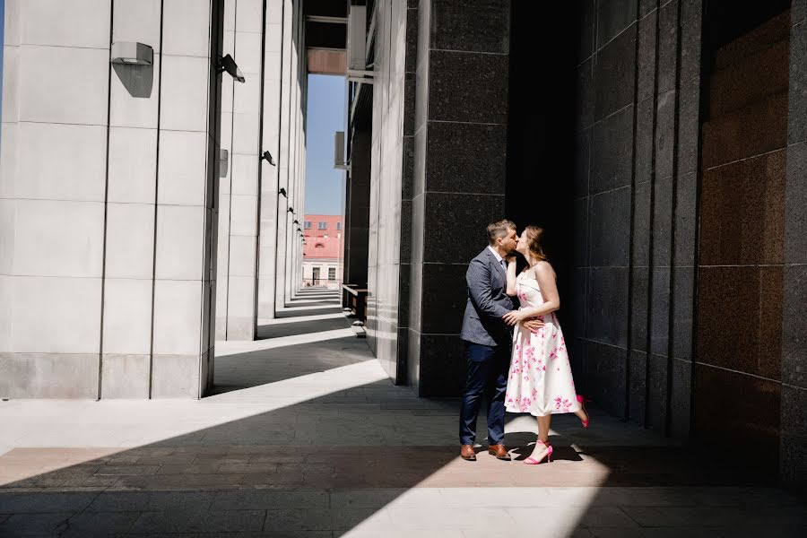 Fotógrafo de casamento Alesya Maksimenko (alesiamax). Foto de 16 de fevereiro 2019