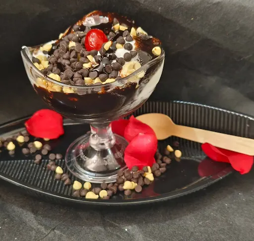 Choco Chips Sundae.