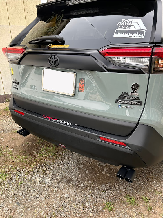 RAV4のDIY・マフラー大百科・自動車税の季節ですね・アーバンカーキ・ハイブリッドオフロードパッケージ2に関するカスタム事例の投稿画像2枚目