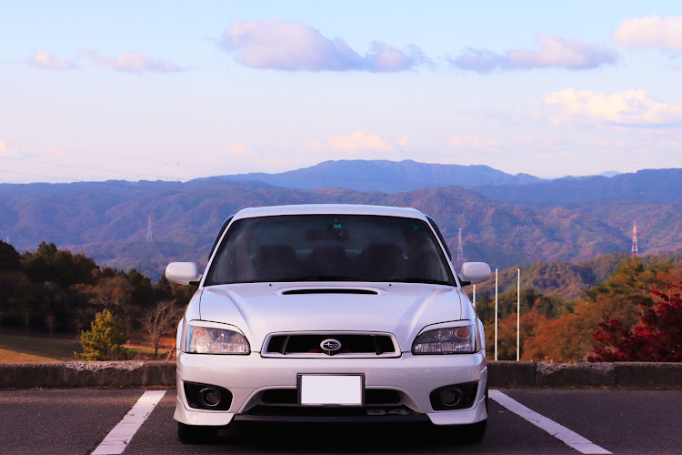 レガシィB4のレガシィBE BH・3レガ・紅葉ドライブ・紅葉・紅葉と愛車に関するカスタム事例の投稿画像1枚目