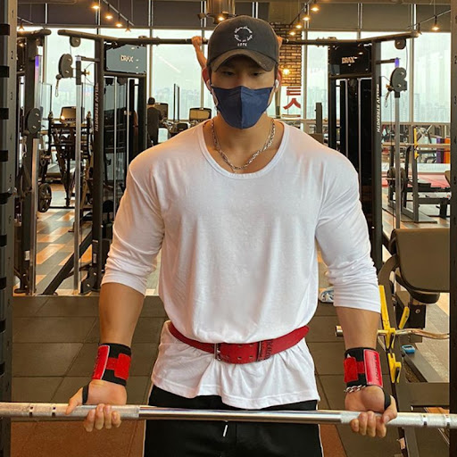 Title 7, Quick Drying Elastic Breathable Training Clothe...