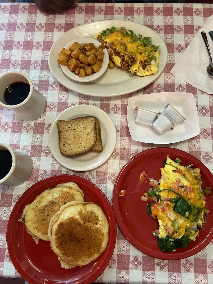 2 Omelettes, Gluten free toast, gluten free pancakes