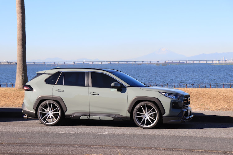 RAV4のサゲシャコベンチャー・写活ツアー・千葉フォル・最高な1日・REMに関するカスタム事例の投稿画像1枚目