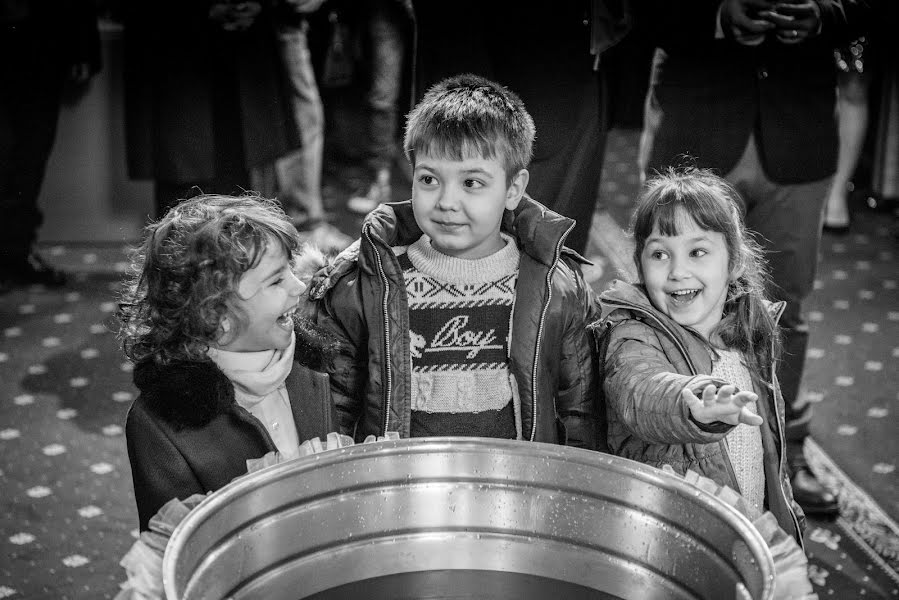 Photographe de mariage Adrian Bîrgăuan (birgauanfotofilm). Photo du 6 janvier 2018