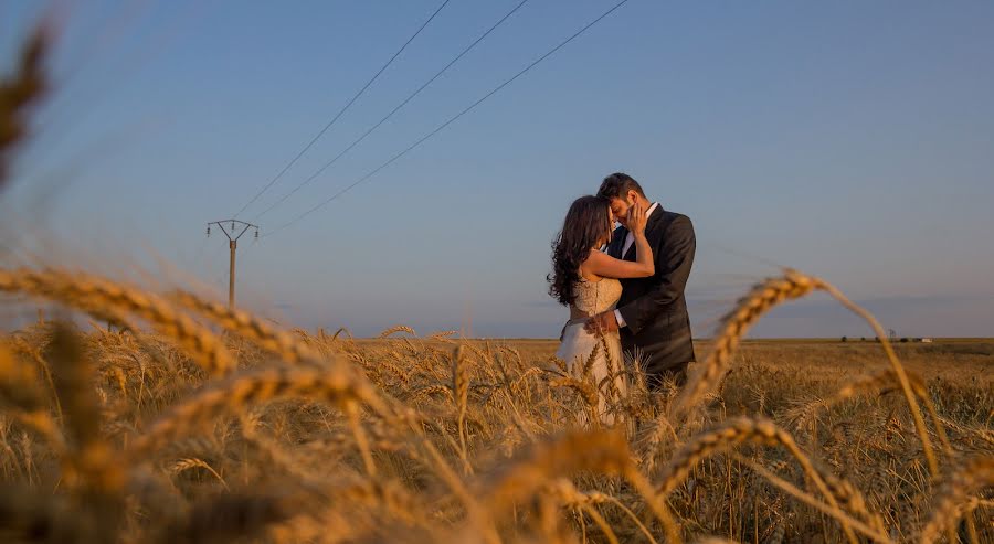 Düğün fotoğrafçısı Adrian Penes (penes). 10 Eylül 2015 fotoları