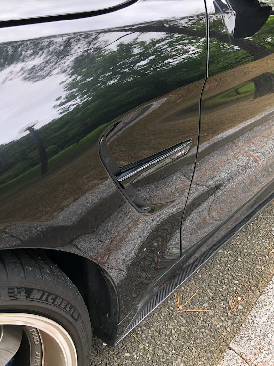 M4 クーペのbmw・DIY・撮影依頼募集中・梅雨明け間近に関するカスタム事例の投稿画像9枚目