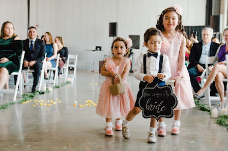 Wedding photographer Deanna Caroline (deannacphoto). Photo of 29 May 2019