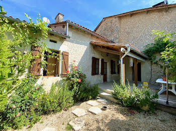 maison à Saint-Paul-Lizonne (24)