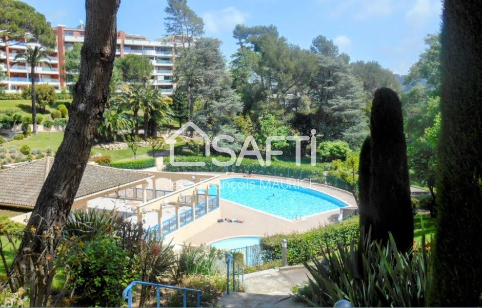 Vente appartement 4 pièces 126 m² à Cannes la bocca (06150), 549 000 €