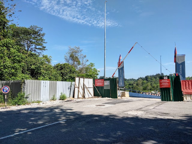 Bukit Kiara Ayuria Trailhead