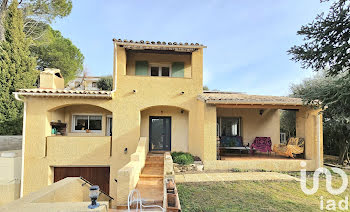 maison à Bagnols-sur-ceze (30)