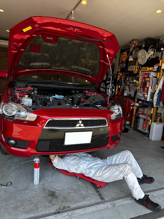 🦊すぎやん🦊Evolution PIT🏁さんが投稿したEvolution PIT・ギャランフォルティス・オイル交換・オイルフィルター(エレメント)交換に関するカスタム事例の投稿画像2枚目