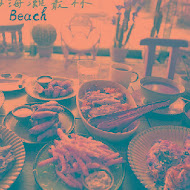 海灘叢林 A Beach