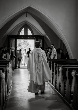 Fotografo di matrimoni Pavlina Golasowska (pgolasowska). Foto del 1 ottobre 2021