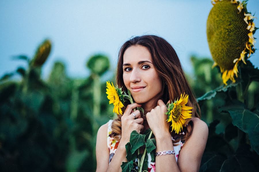 Wedding photographer Aleksey Tkachev (magic). Photo of 16 June 2015