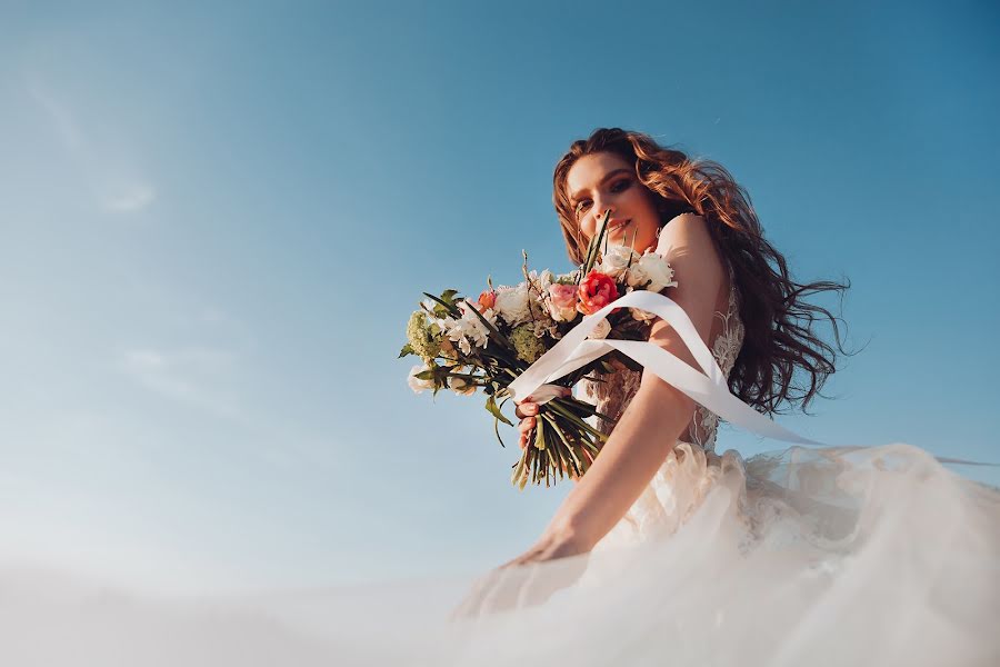 Fotógrafo de bodas Aleksandr Tikhomirov (alextixomirov). Foto del 30 de abril 2019