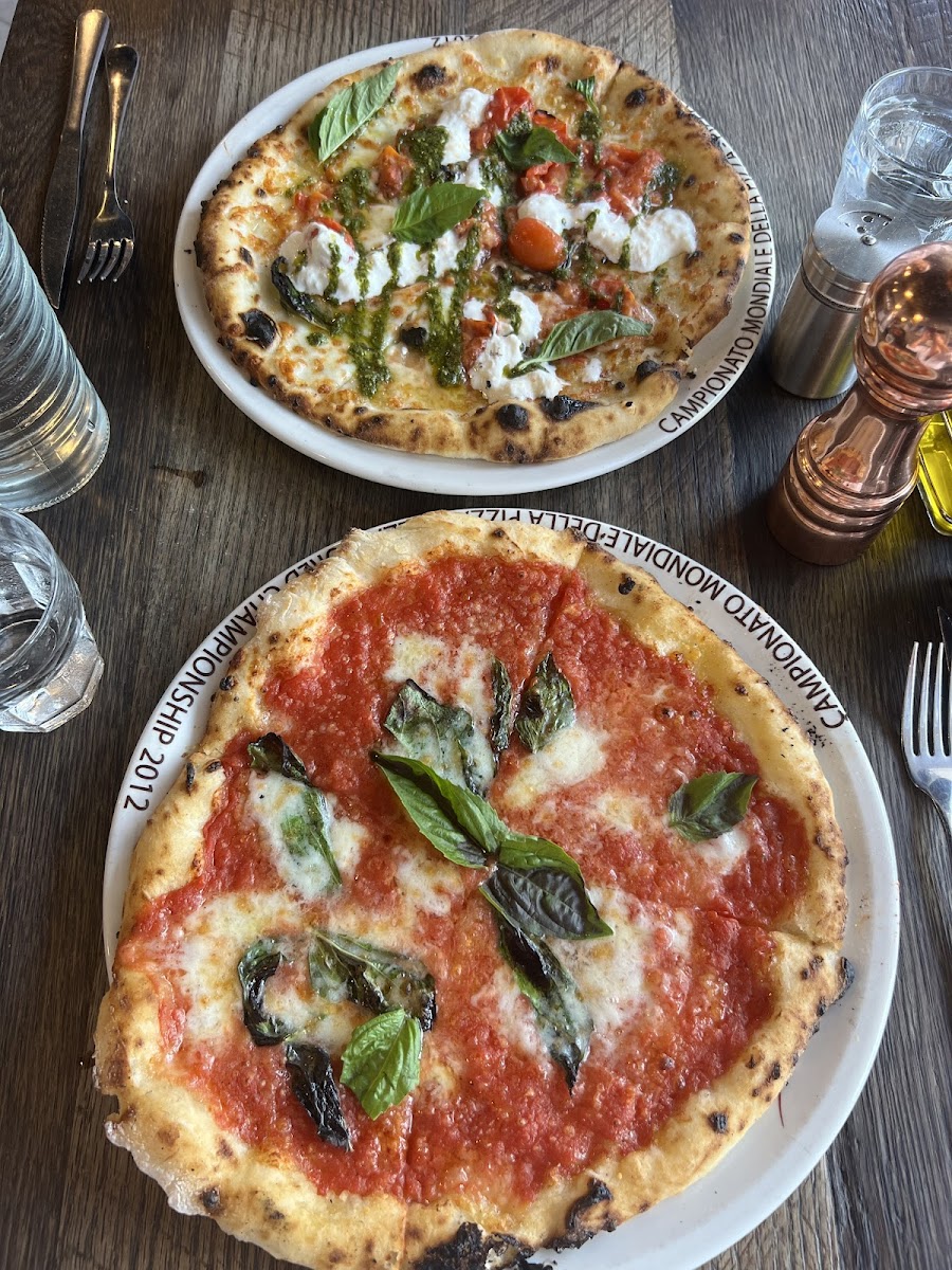 Margherita STG and Pesto