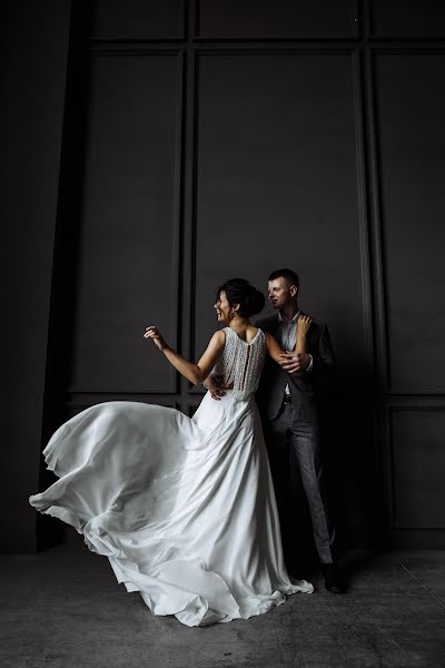 Fotografo di matrimoni Evgeniy Lezhnin (lezhninevgeniy). Foto del 4 giugno 2019