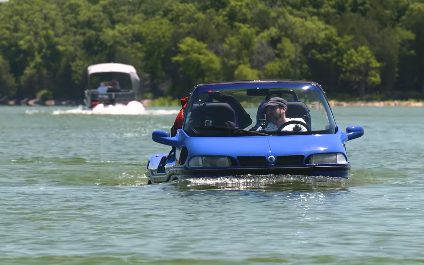 HOBBYCAR B612 car in water