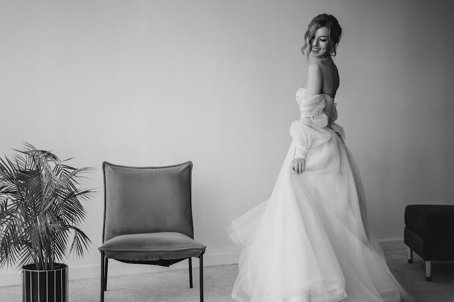 Wedding photographer Evgeniya Lyutoeva (whenshine). Photo of 14 March