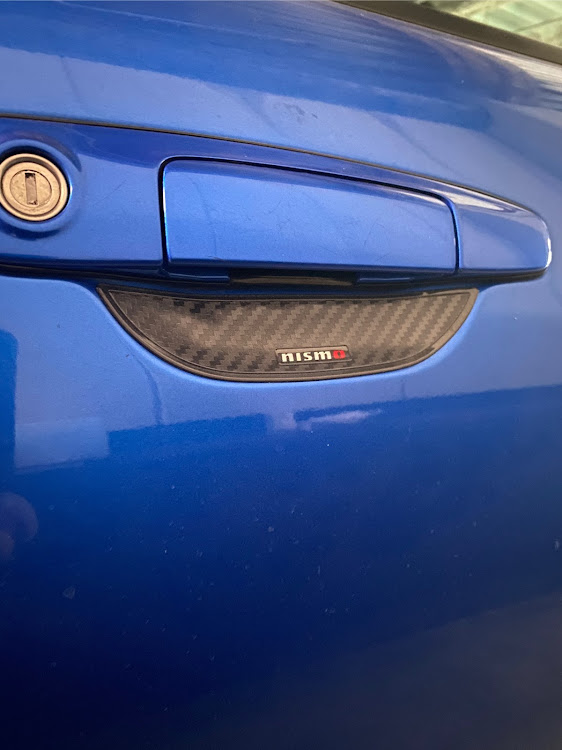 スカイライン GT-Rのbnr34・SKYLINEに関するカスタム事例の投稿画像1枚目