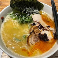 Totto Ramen 鳥人拉麵(西門店)