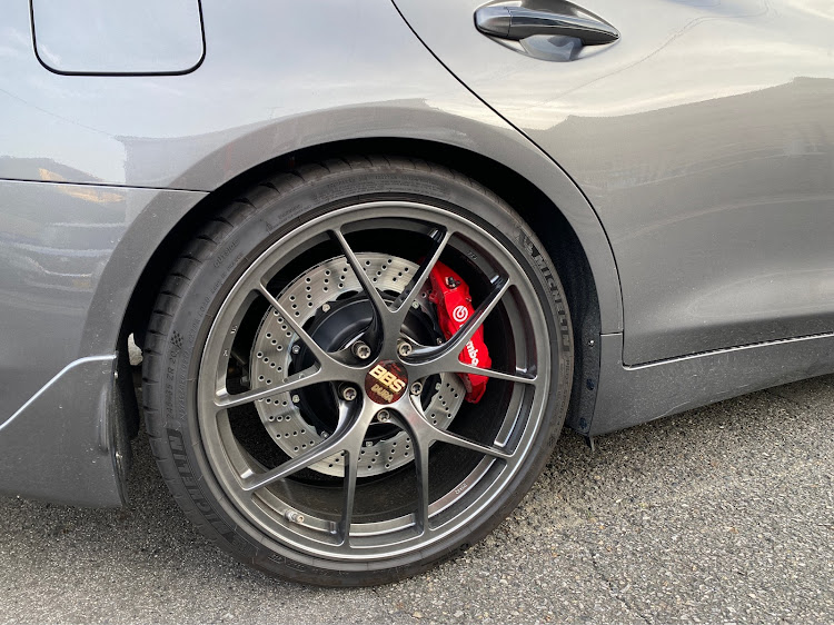 スカイラインのブレンボGTキットに関するカスタム事例の投稿画像3枚目