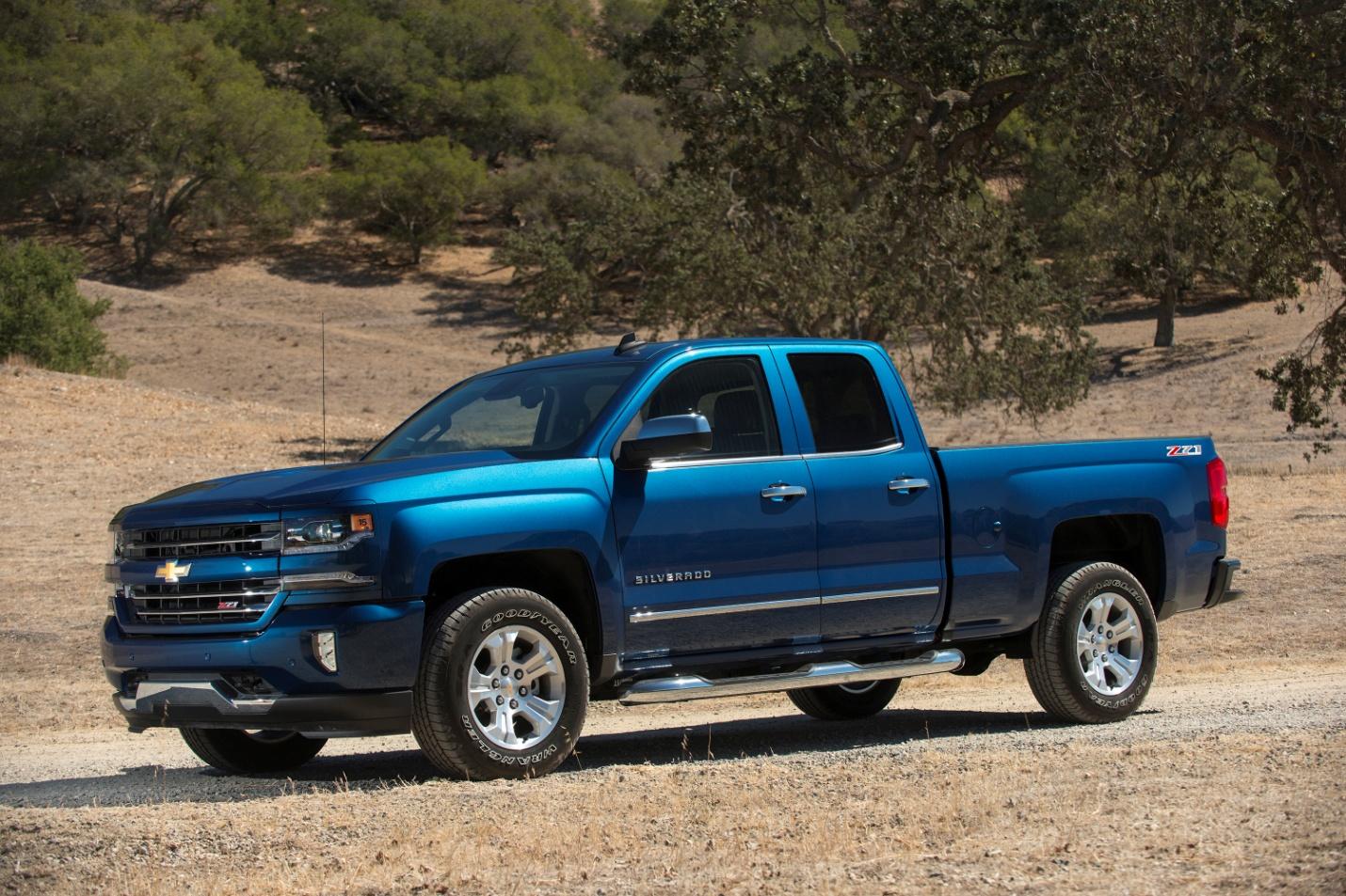 C:\Users\jcook\Downloads\2017-Chevrolet-Silverado-009.jpg