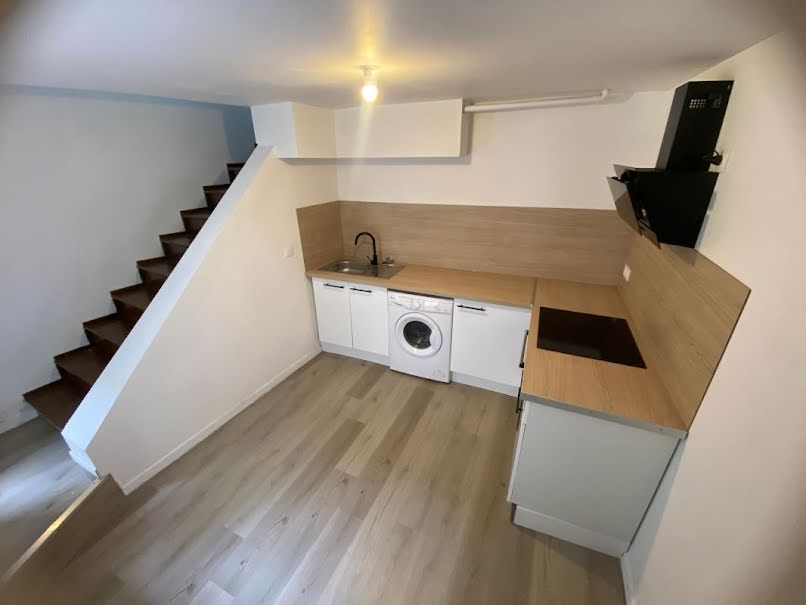 Location  maison 3 pièces 52 m² à Pougues-les-Eaux (58320), 560 €