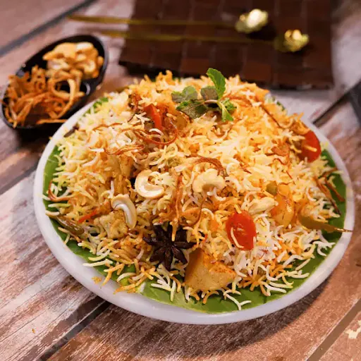 Veg Biryani [8 Person]