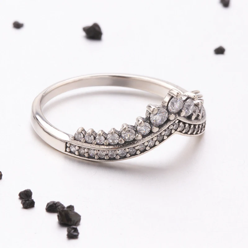 S925 Kroonring voor dames, stijlvol en sprankelend. Echte sterling zilveren sieraden, een ideaal cadeau voor elke gelegenheid.