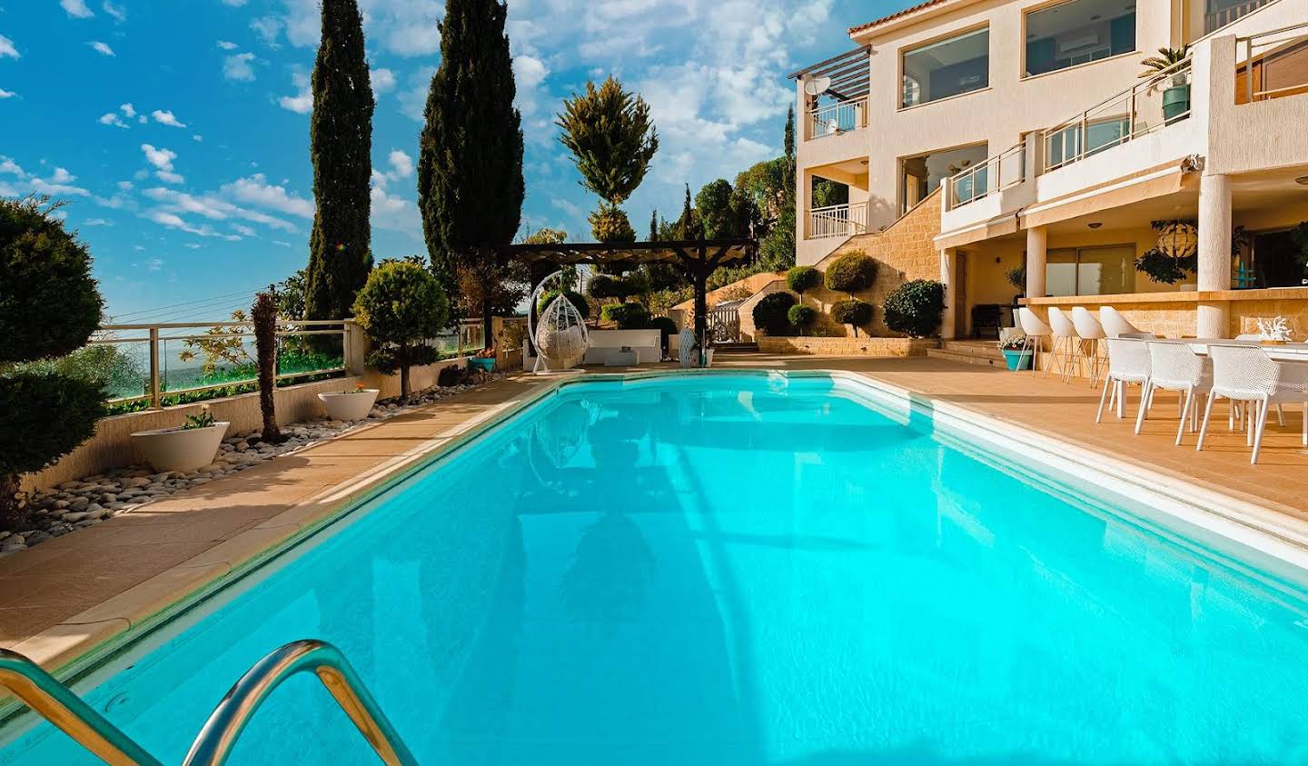 Maison avec piscine et terrasse Paphos
