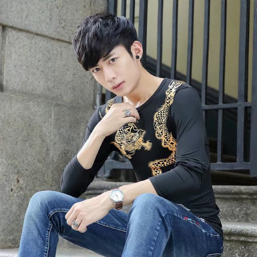Title 2, Gold dragon pattern slim fit wild T-shirt