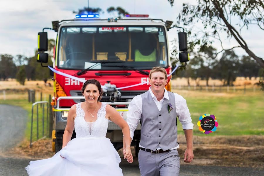 Wedding photographer Zowie Crump (zowie). Photo of 11 February 2019