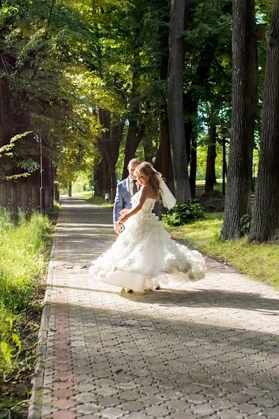 Fotógrafo de bodas Elena Demochkina (elenademochkina). Foto del 12 de marzo 2019