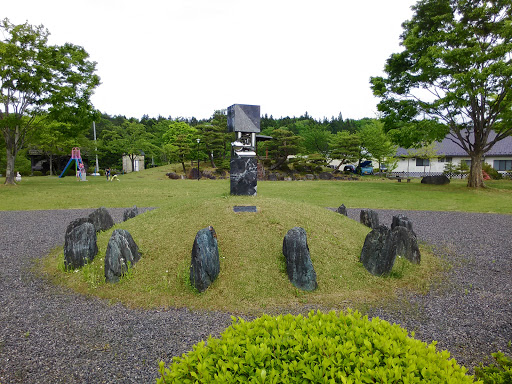 東村本町農村公園 水神像