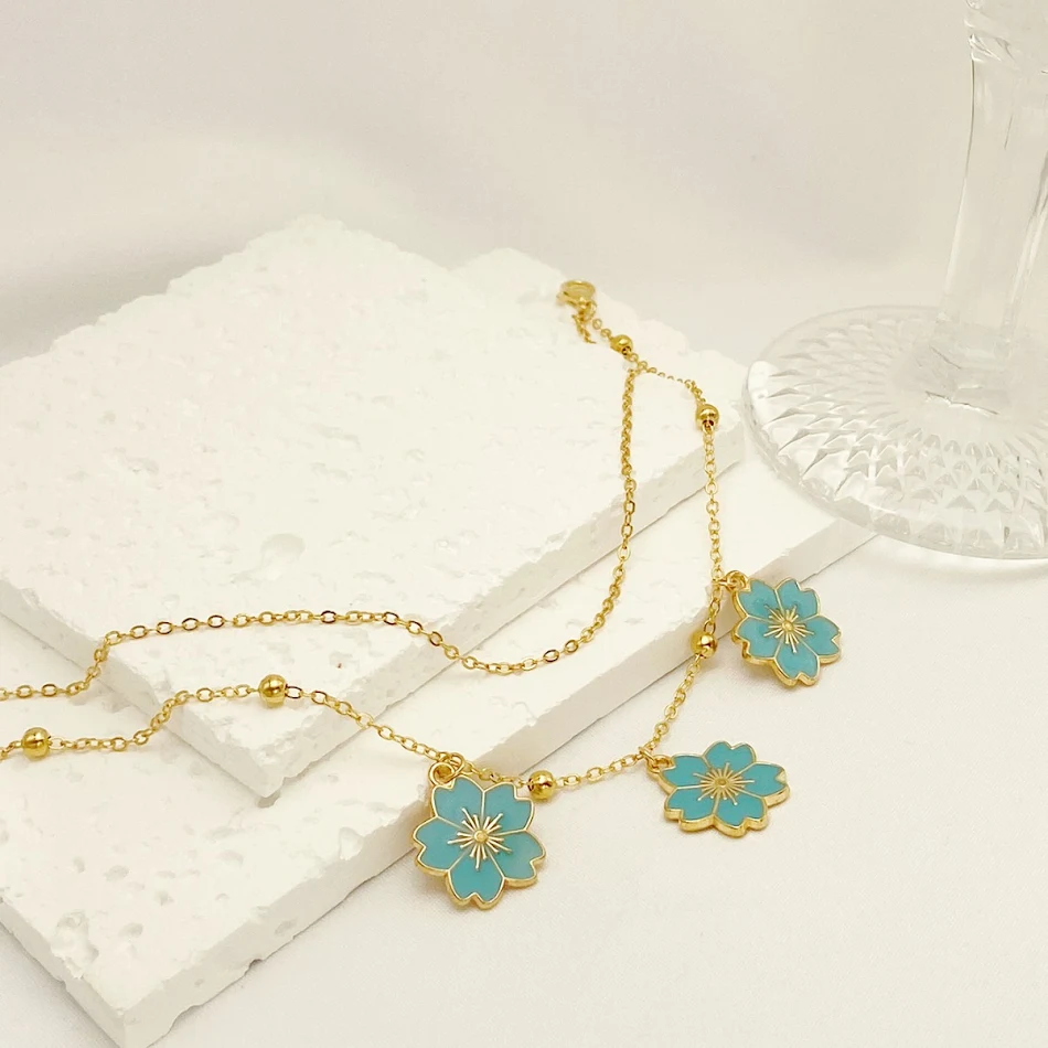 Bracelet de cheville avec pendentif fleurs en émail double couche effet tache d'huile, un bijou charmant et tendance.