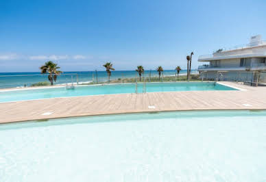 Apartment with terrace and pool 8