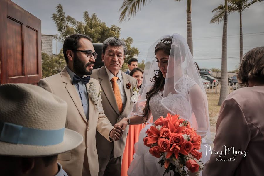 Fotógrafo de bodas Priscy Muñoz (munoz). Foto del 10 de junio 2020