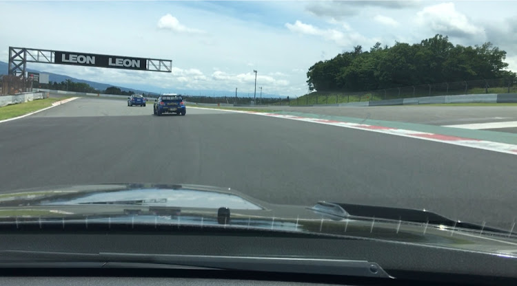 インプレッサ WRX STIのオフ会参加・富士スピードウェイ・FSW体験走行に関するカスタム事例の投稿画像15枚目