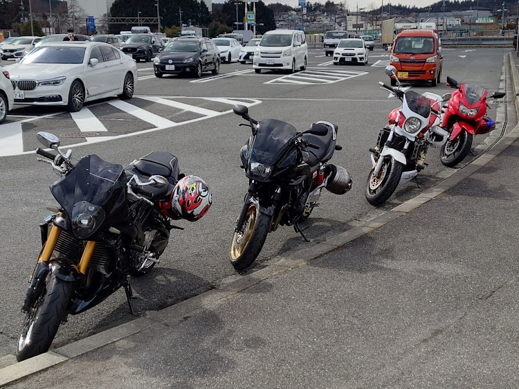 その他のヤマハ・FZ1・針テラス・ツーリング・R35に関するカスタム事例の投稿画像3枚目