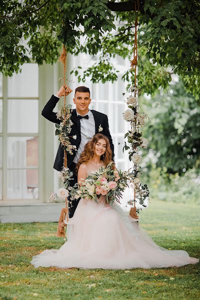 Fotógrafo de casamento Polina Chubar (polinachubar). Foto de 22 de março 2018