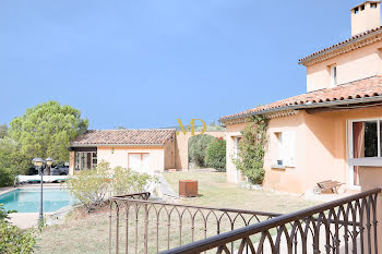 villa à Saint-Saturnin-lès-Apt (84)