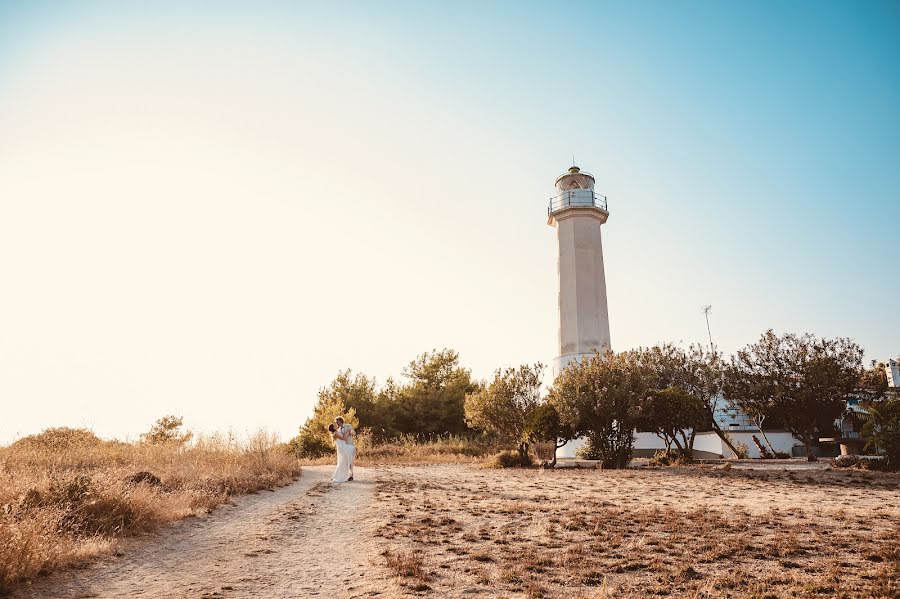 Wedding photographer Christos Leontis (christosleontis). Photo of 12 January