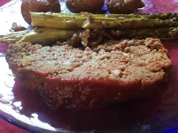 Tasty Meatloaf with Sweet and Savory Glaze