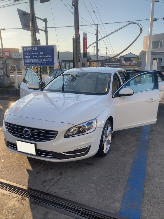 V60のコロナが早く終息しますように・洗車に関するカスタム事例の投稿画像1枚目