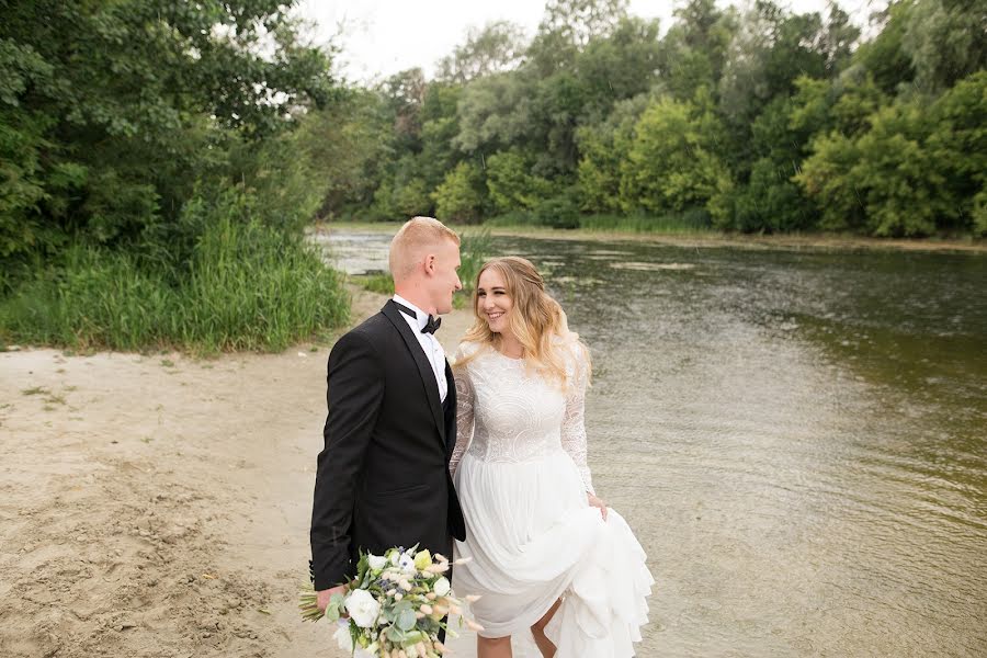 Fotografo di matrimoni Vitaliy Syromyatnikov (syromyatnikov). Foto del 13 luglio 2019