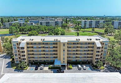 Apartment with pool 9