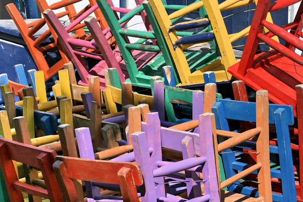 United Colors Of Chairs di Paolo Caruso